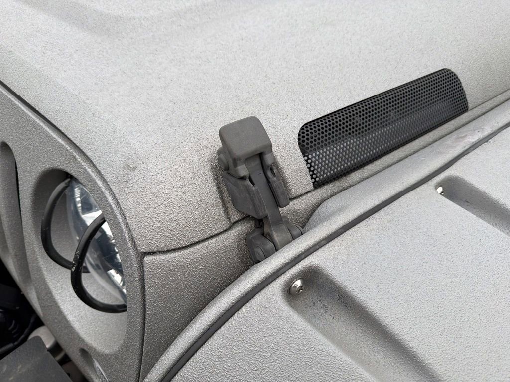 Used 2015 Jeep Wrangler Unlimited Sport w/ Quick Order Package 24S image 22