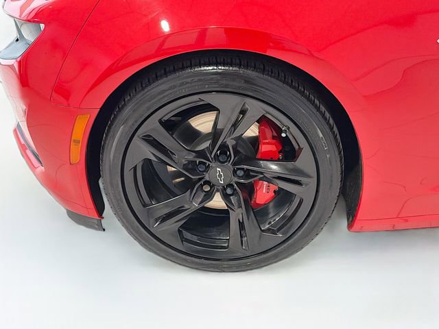 Used 2021 Chevrolet Camaro LT w/ RS Package RWD image 25