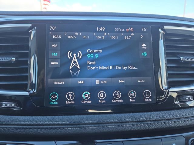 Used 2018 Chrysler Pacifica Limited image 20