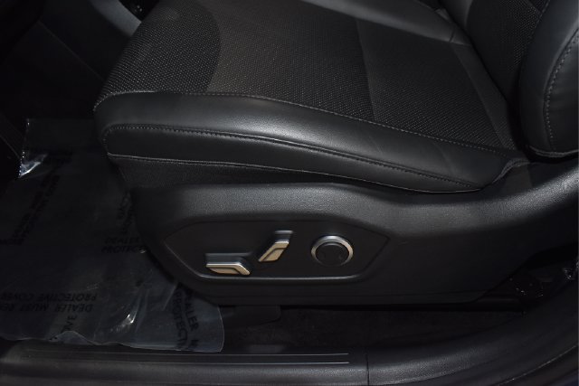 Used 2026 Hyundai Santa Fe SEL AWD/4WD image 38