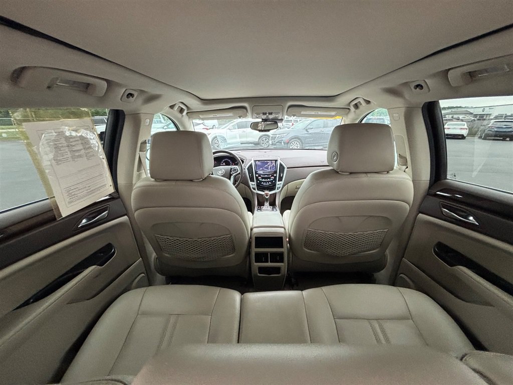 Used 2015 Cadillac SRX Luxury w/ Driver Awareness Package FWD image 20