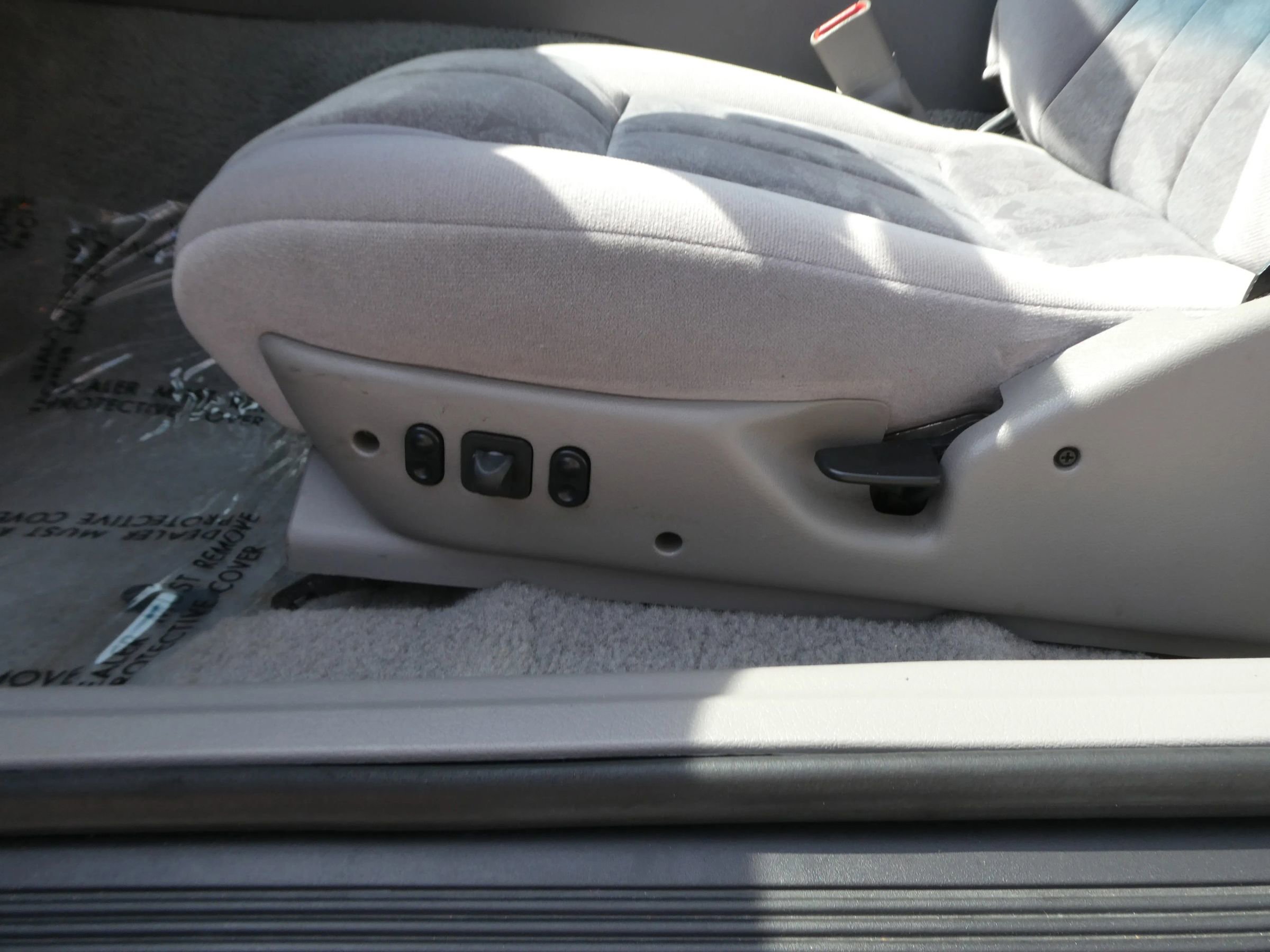 Used 1996 Ford Thunderbird LX RWD image 15