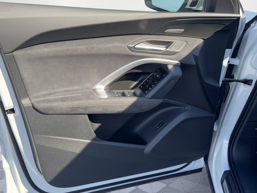 New 2026 Audi SQ5 Prestige AWD/4WD image 14