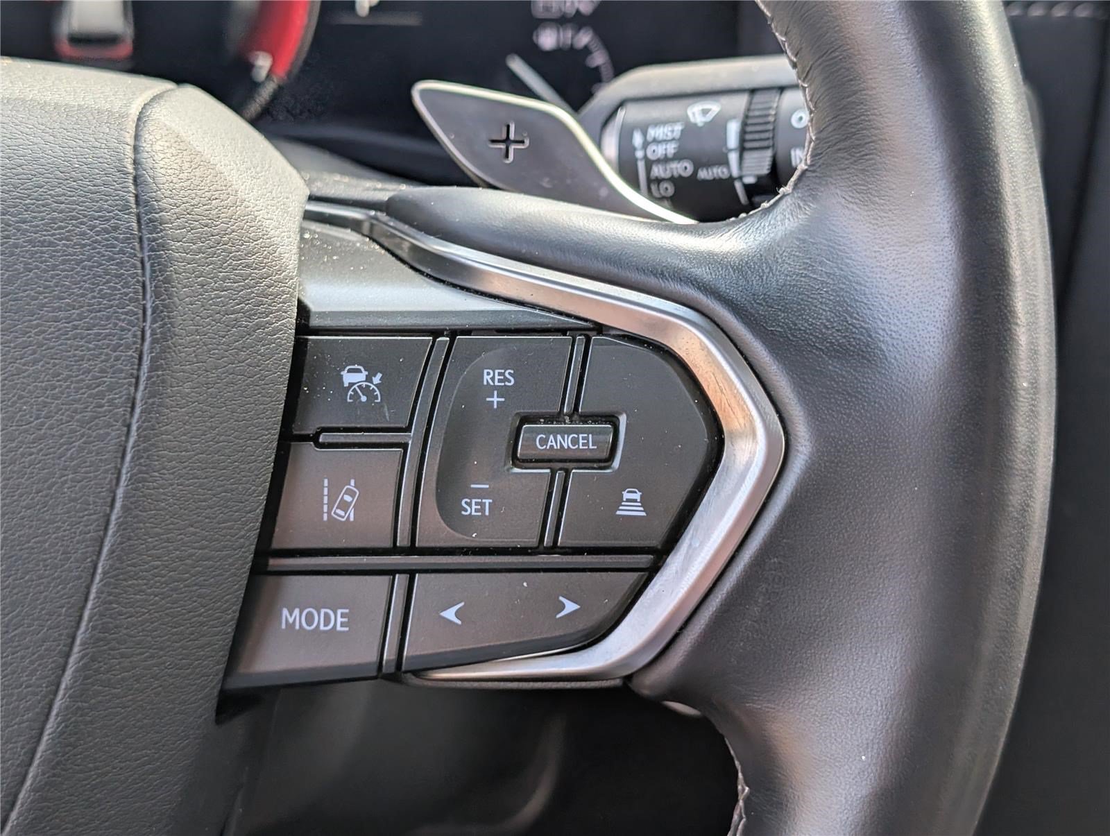 Used 2023 Lexus LX 600 4WD w/ Interior Upgrade Package image 28