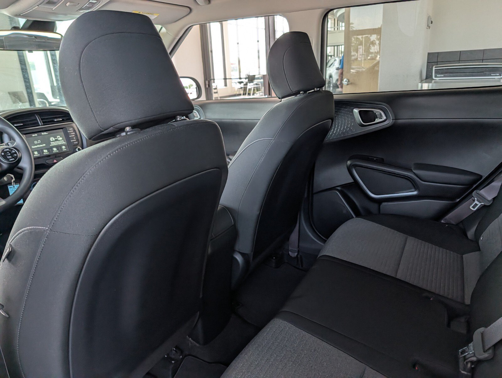 Used 2021 Kia Soul S FWD image 12