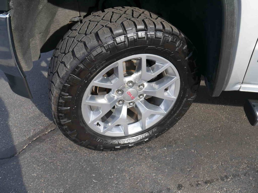 Used 2017 GMC Sierra 1500 SLT w/ SLT Premium Package image 12