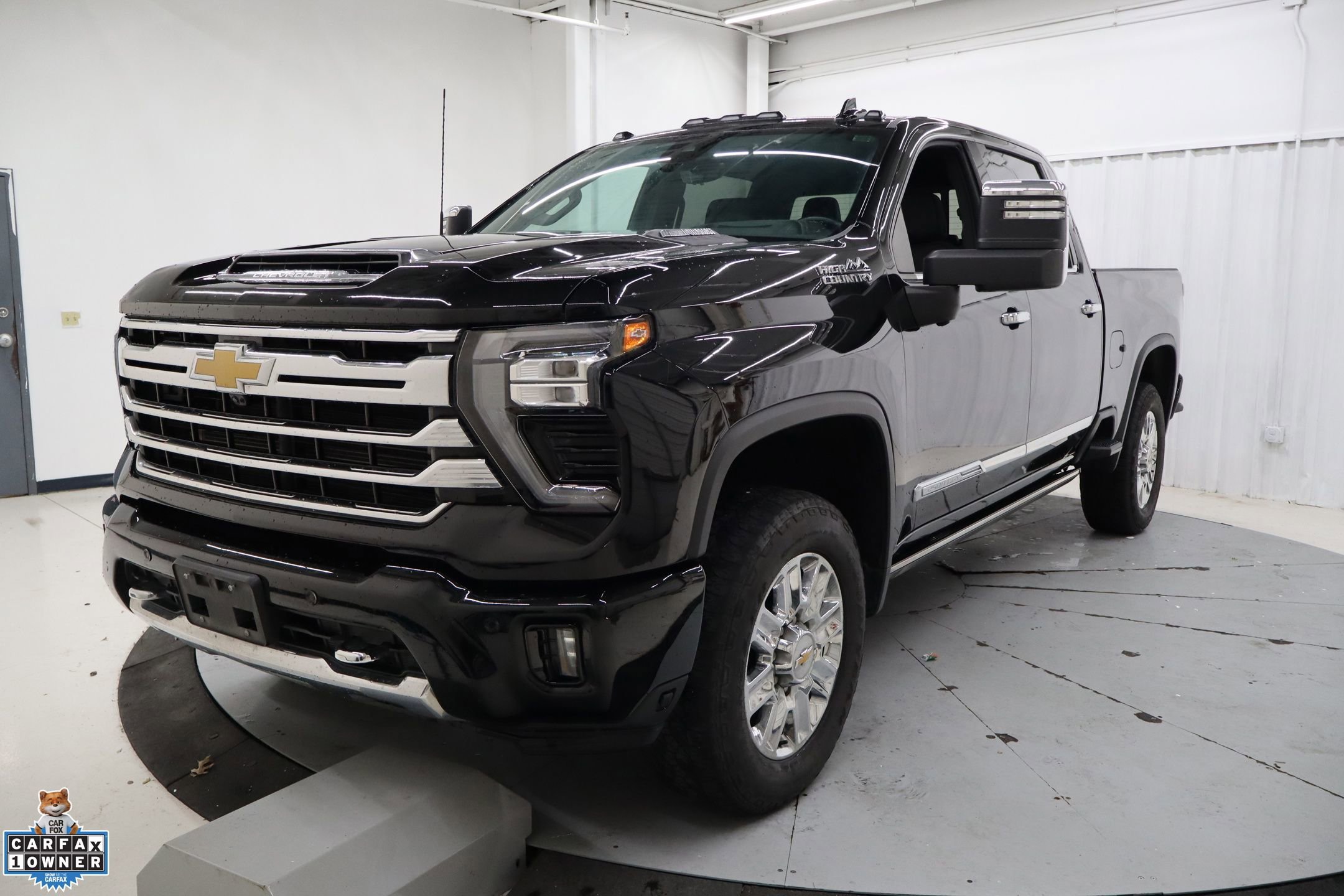 Used 2024 Chevrolet Silverado 2500 High Country w/ High Country Premium Package image 8