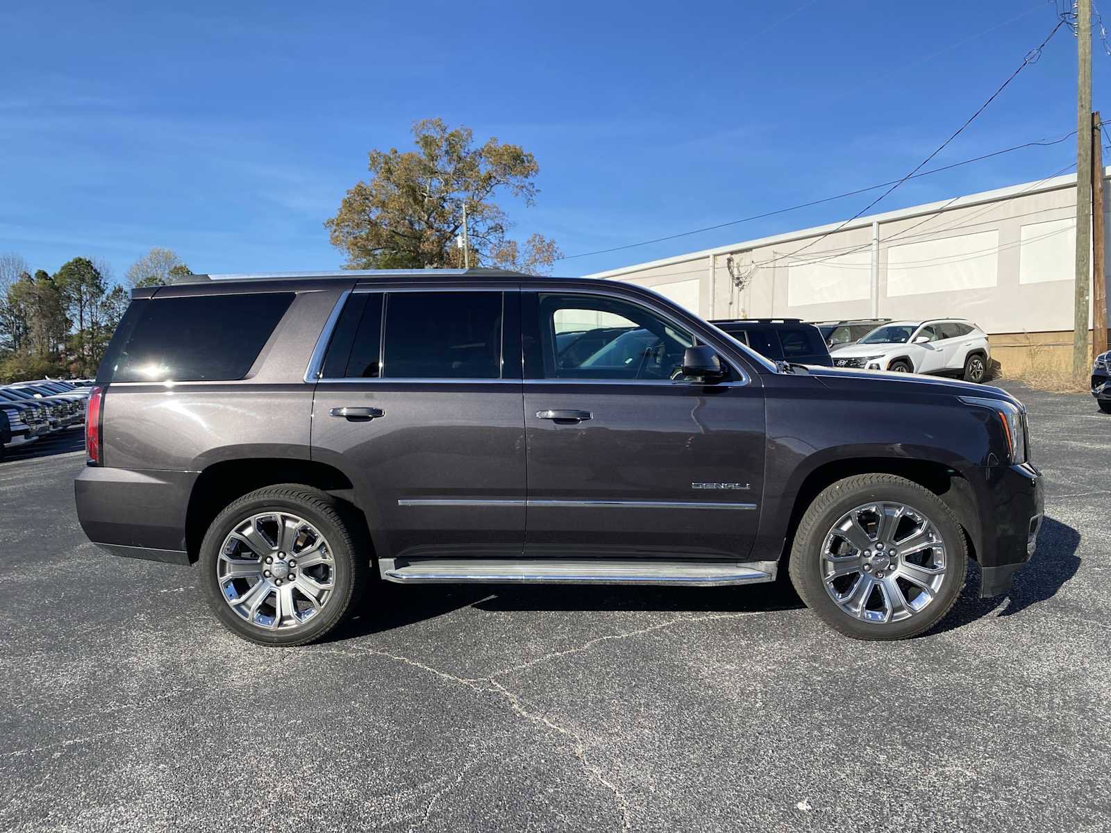 Used 2015 GMC Yukon Denali w/ Open Road Package image 4