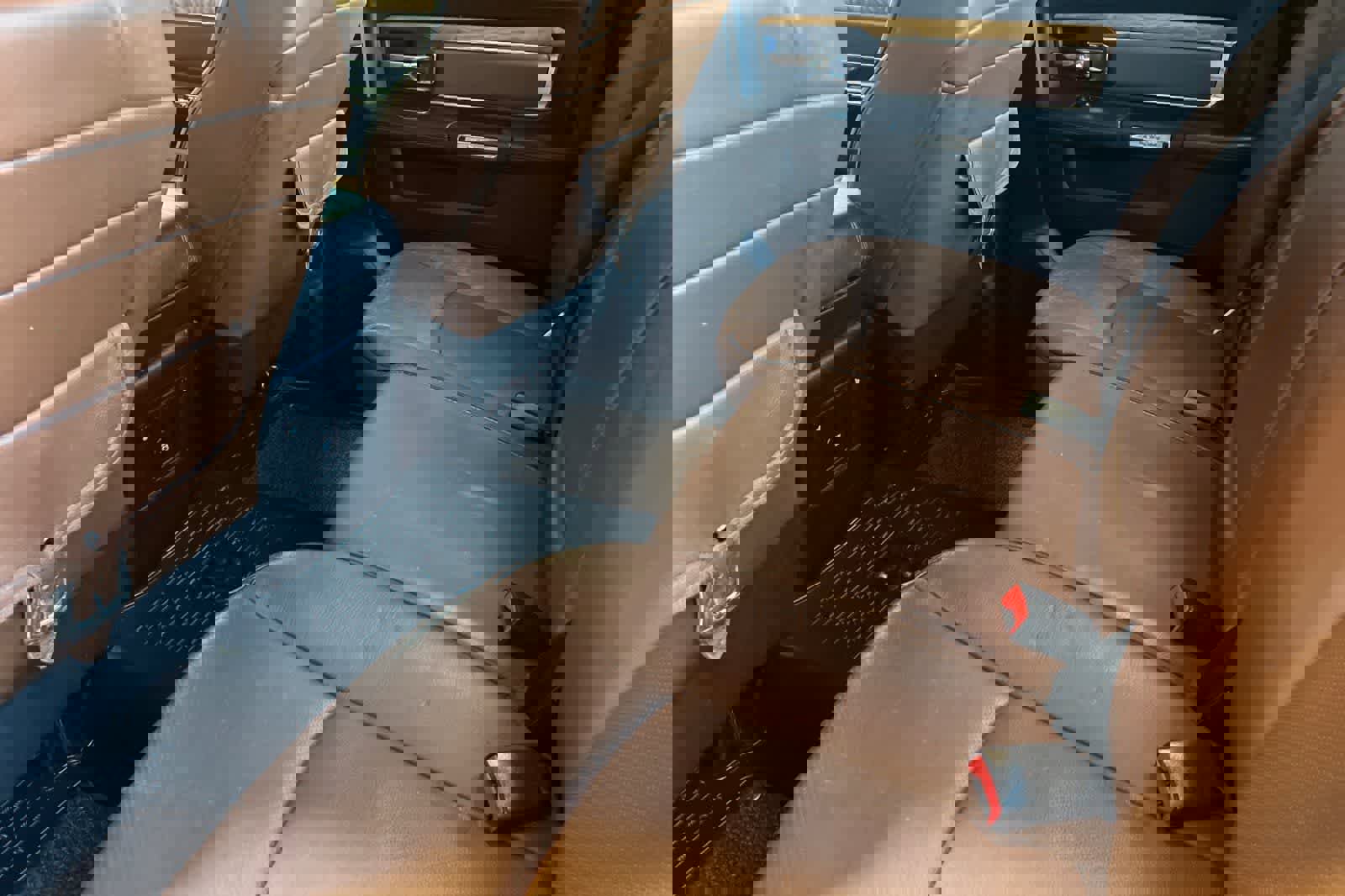 Used 2017 RAM 1500 Laramie Longhorn image 5