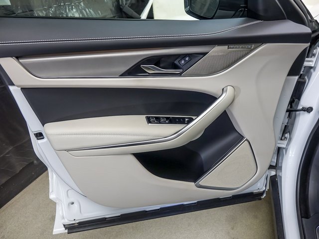 Used 2025 Jaguar F-PACE R-Dynamic S image 24