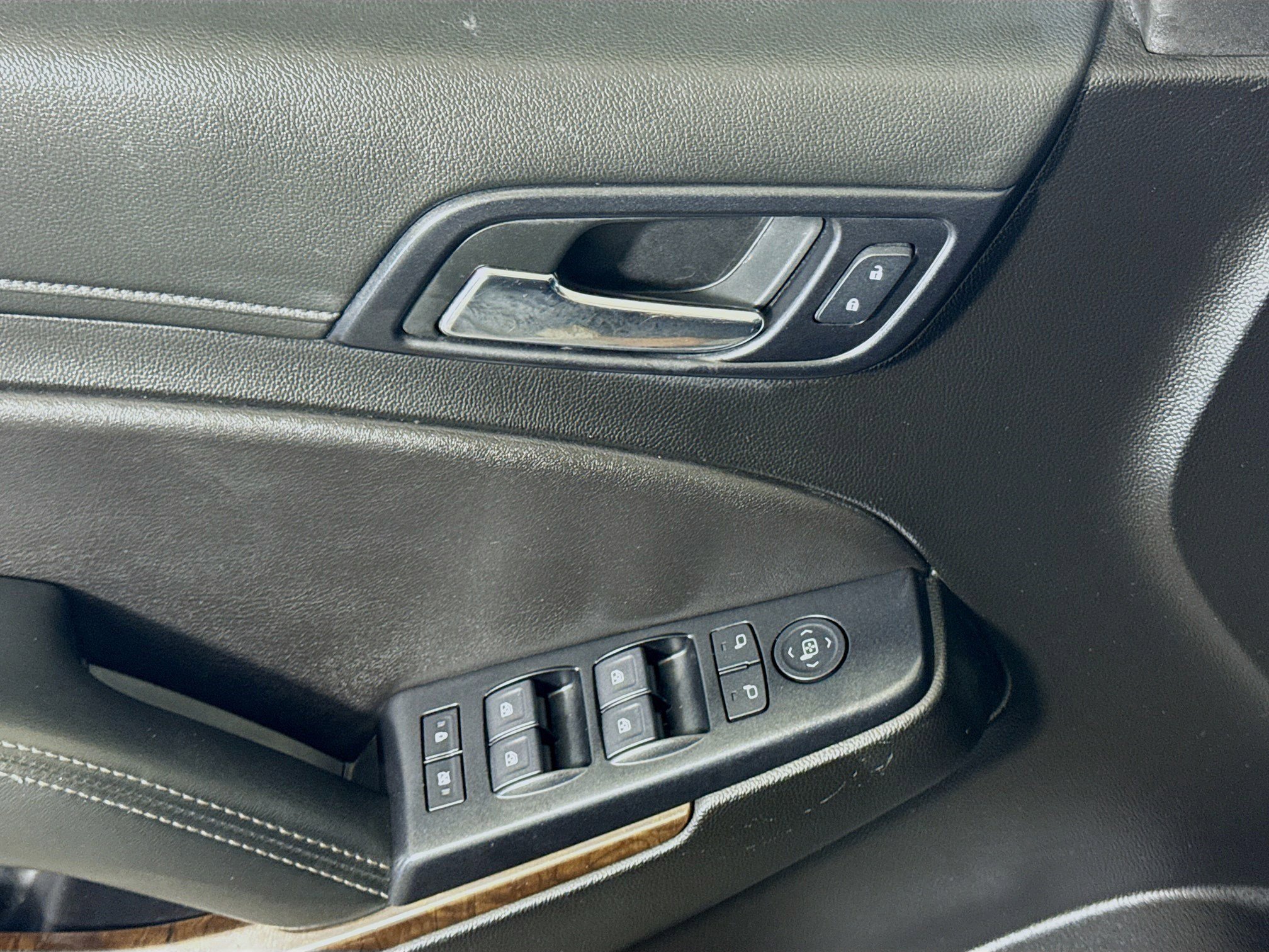 Used 2019 Chevrolet Tahoe LT image 23