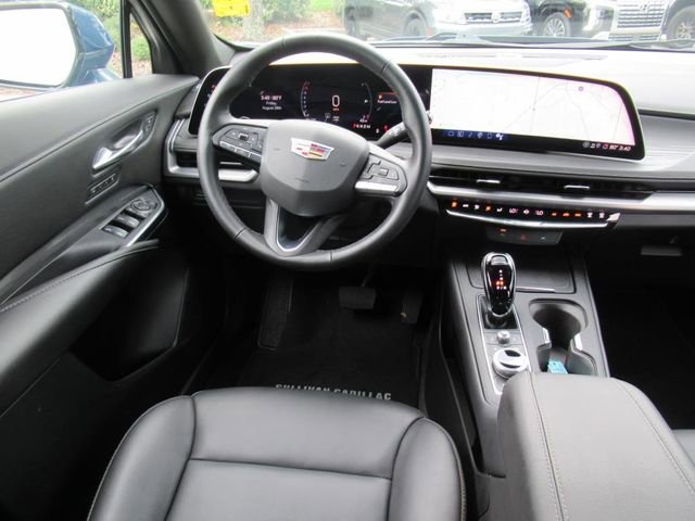 Certified 2025 Cadillac XT4 Premium Luxury image 14