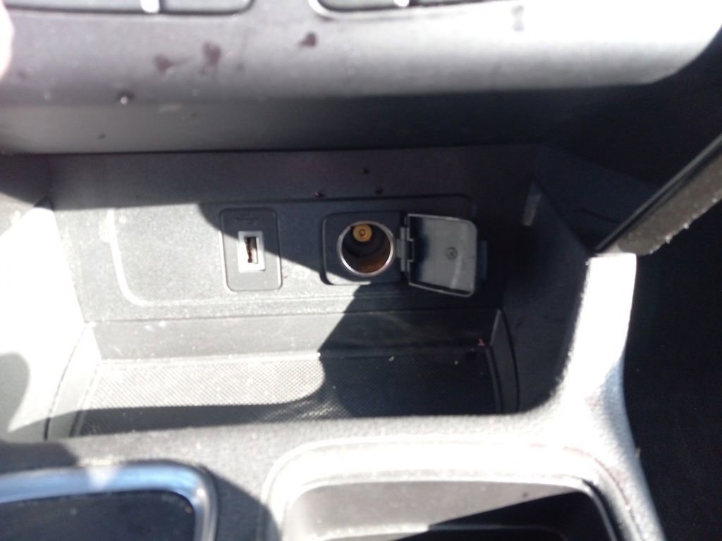 Used 2019 Ford Escape Titanium image 35