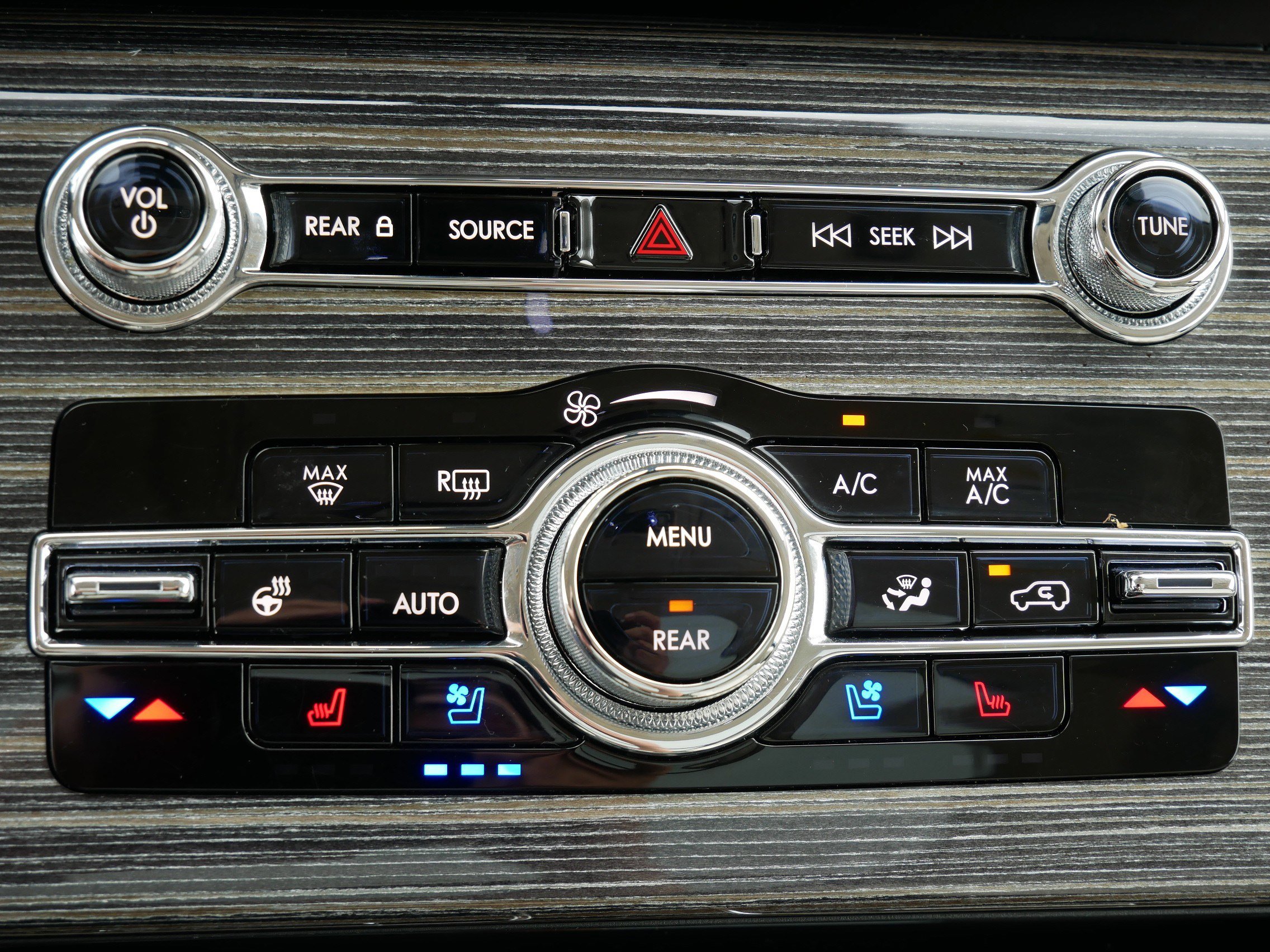 Used 2023 Lincoln Aviator Black Label w/ Dynamic Handling Package image 32