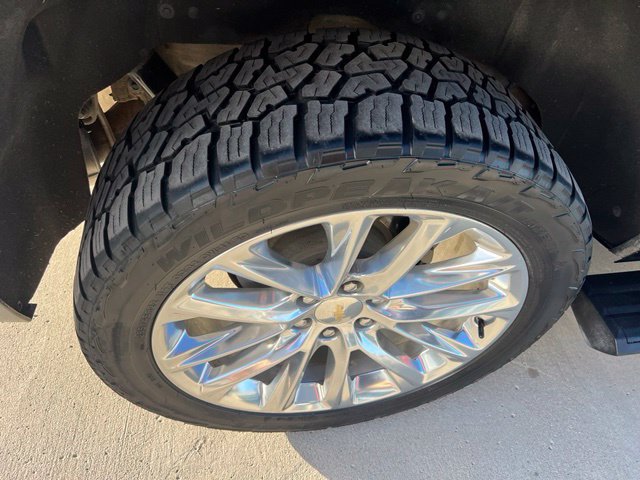 Used 2019 Chevrolet Tahoe Premier w/ Premier Plus Edition AWD/4WD image 21