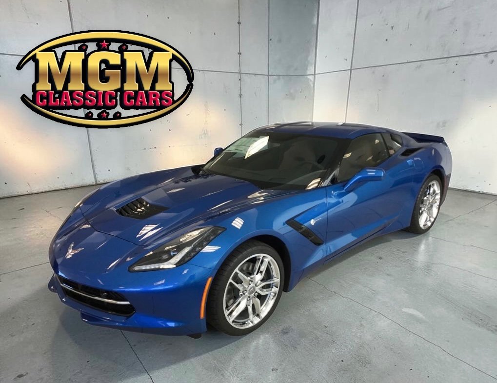Used 2016 Chevrolet Corvette Stingray Coupe w/ Battery Protection Package RWD image 1