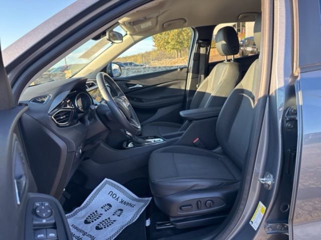 Used 2022 Buick Encore GX Select FWD image 2