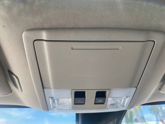 Used 2011 Lincoln MKX 2WD w/ 102A Rapid Spec Order Code image 58