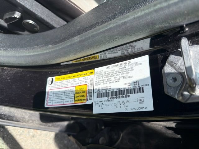 Used 2019 Ford Fusion SE w/ Equipment Group 151A FWD image 12