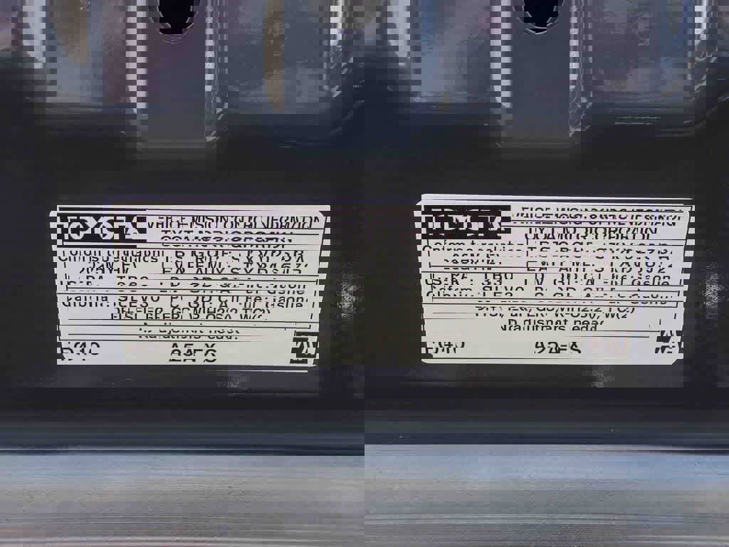 Used 2025 Toyota Camry SE image 27