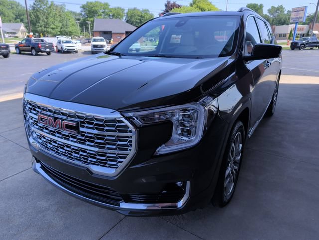 Used 2023 GMC Terrain Denali AWD/4WD image 5