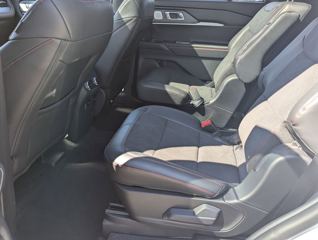 New 2026 Ford Explorer ST image 15
