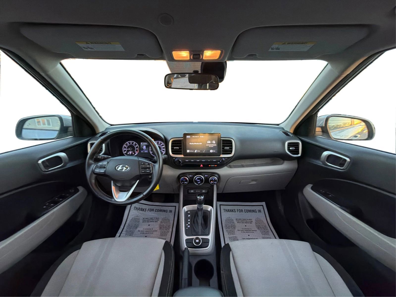 Used 2022 Hyundai Venue SEL FWD image 27