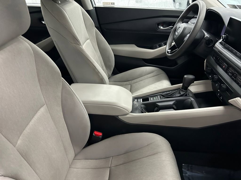 Used 2025 Honda Accord LX image 19