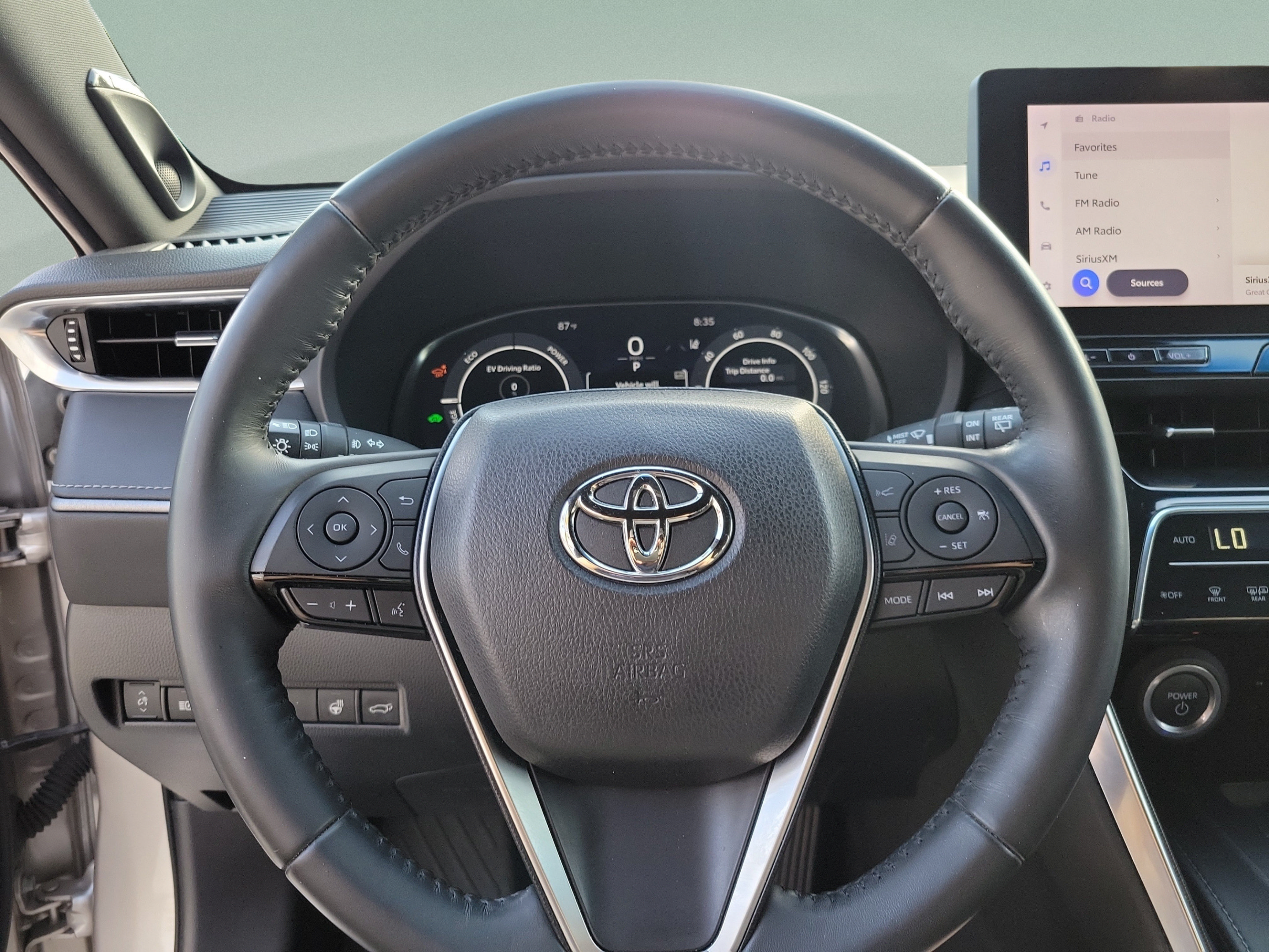 Used 2023 Toyota Venza Limited AWD/4WD image 13