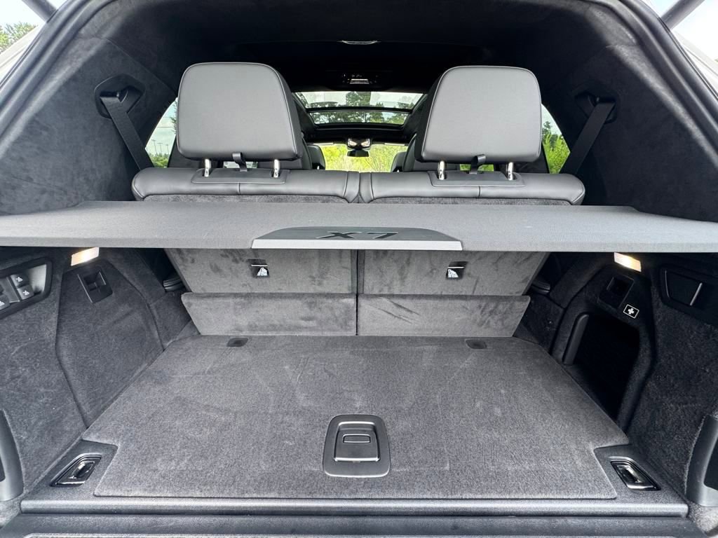 New 2026 BMW X7 xDrive40i w/ M Sport Package image 18
