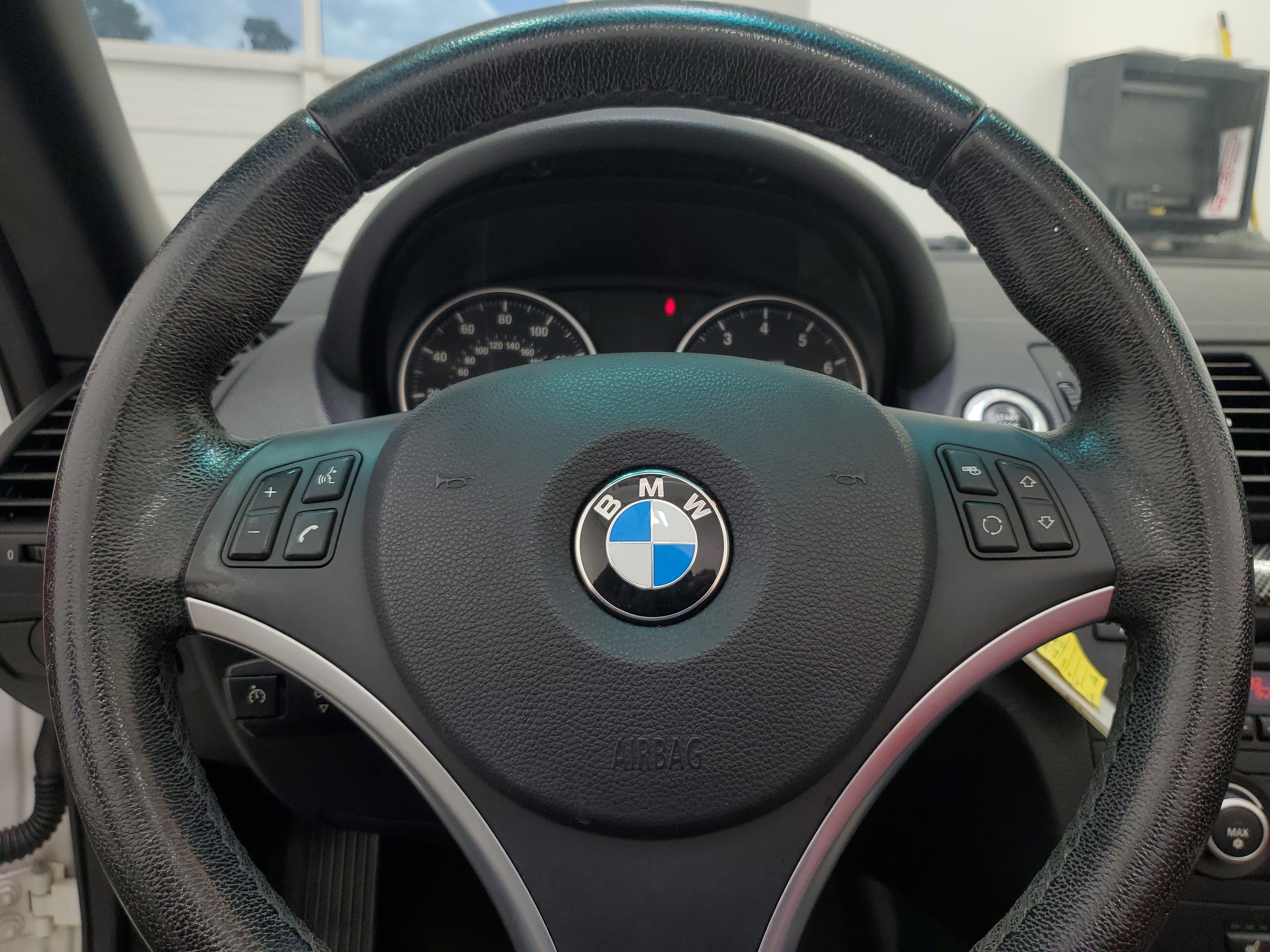 Used 2008 BMW 135i Convertible RWD image 23