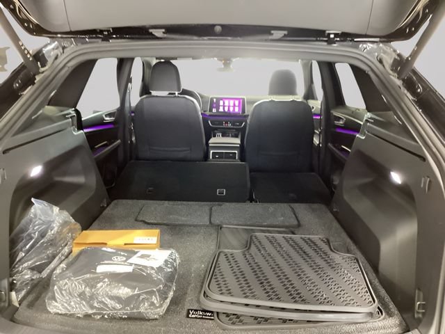 Certified 2026 Volkswagen Atlas Cross Sport SEL Premium R-Line w/ MDO Package AWD/4WD image 16