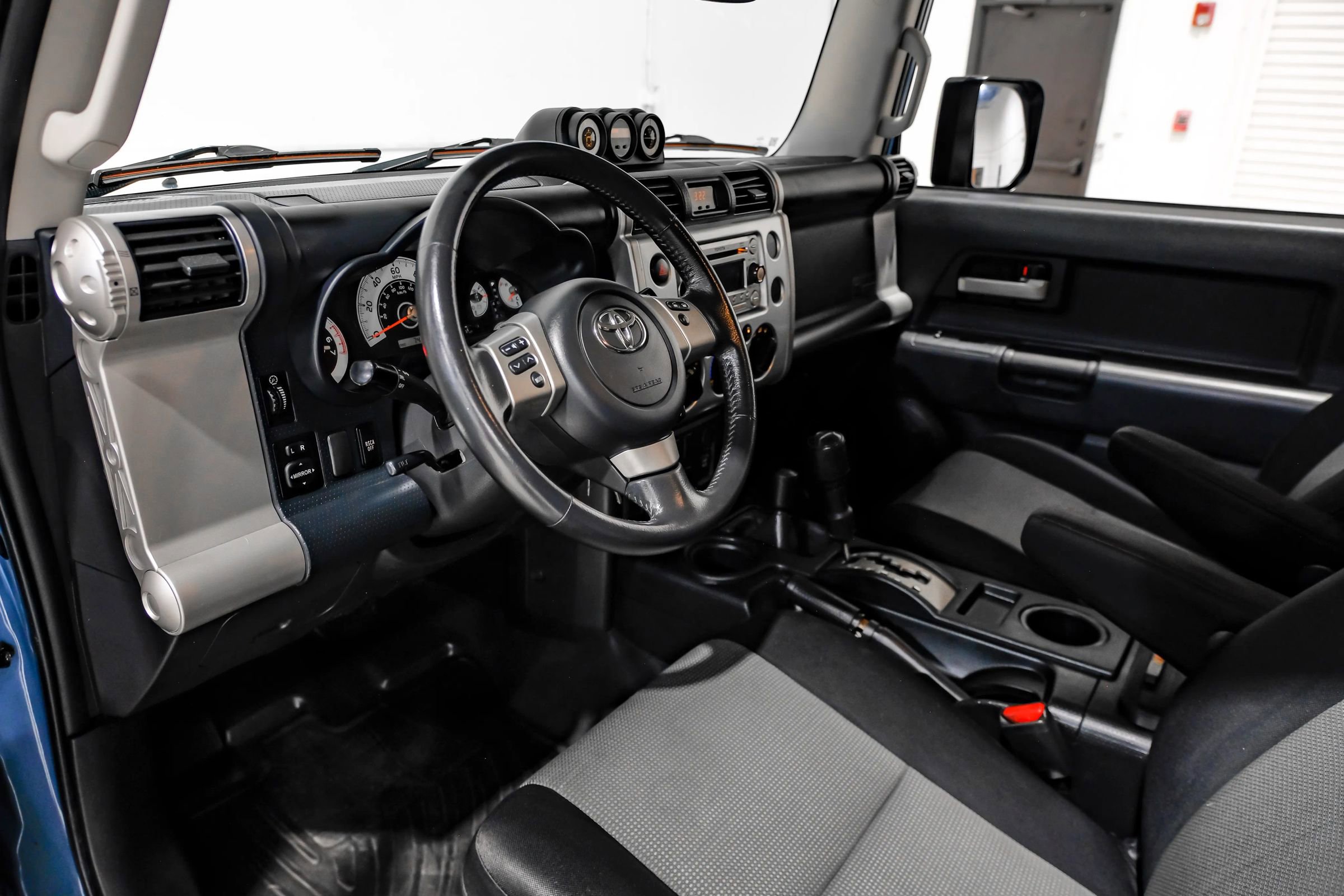 Used 2014 Toyota FJ Cruiser 4WD w/ Trail Teams Ultimate Edition image 21