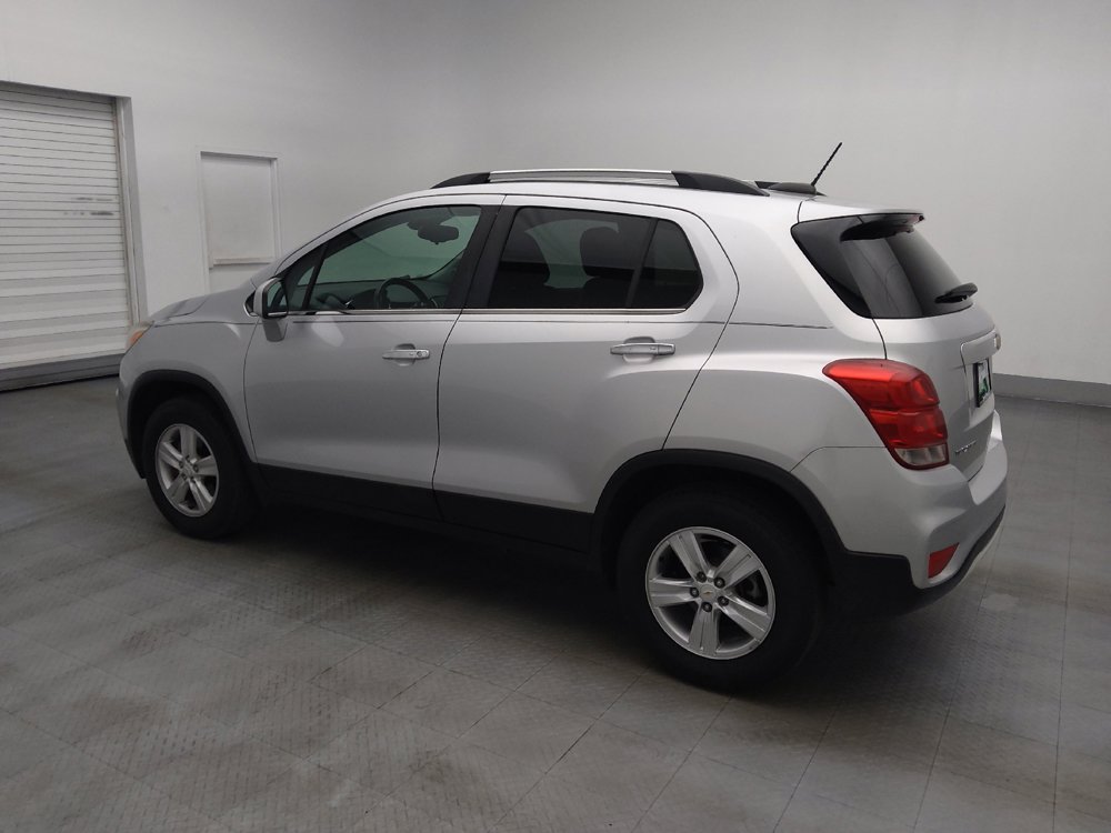 Used 2017 Chevrolet Trax LT w/ LT Convenience Package AWD/4WD image 3