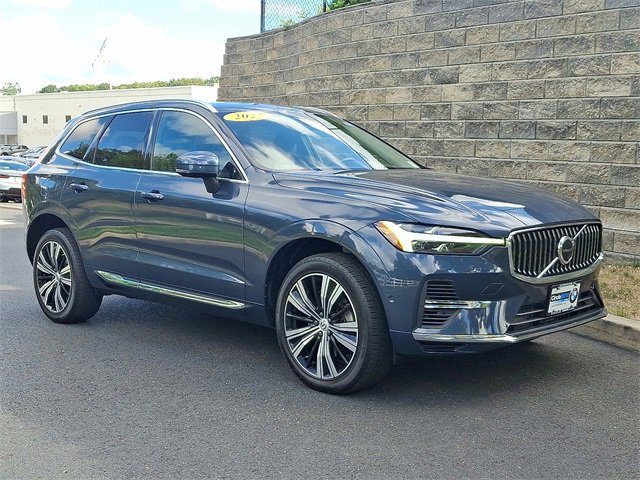 Used 2022 Volvo XC60 T8 Inscription w/ Advanced Package image 1