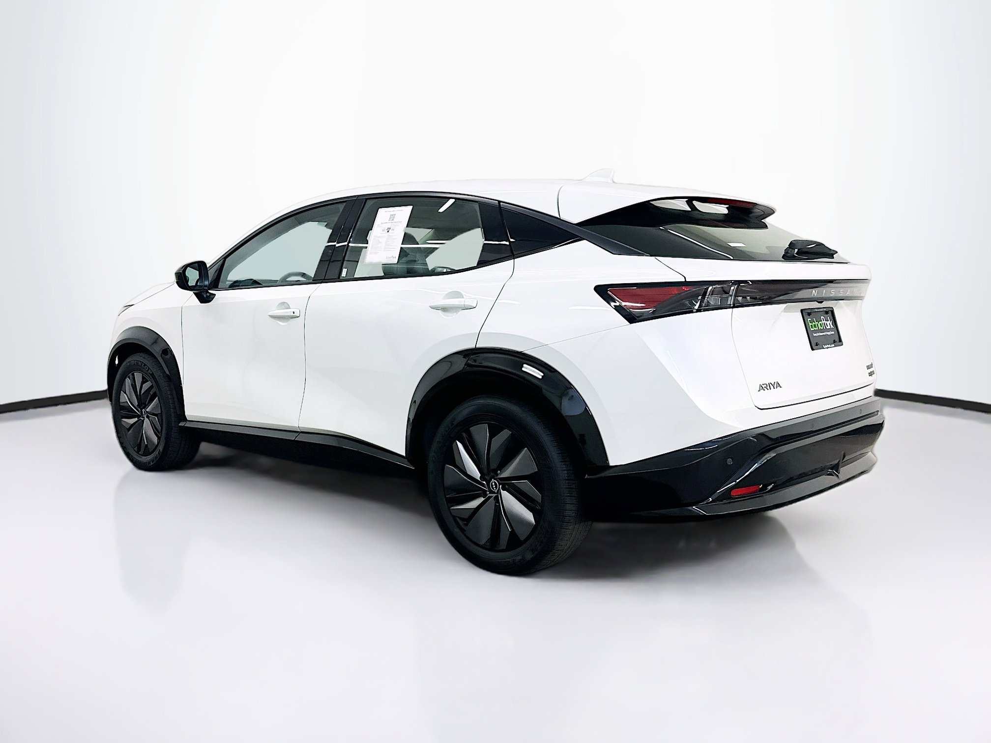 Used 2024 Nissan Ariya AWD image 5