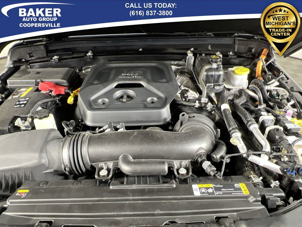 Used 2024 Jeep Wrangler Unlimited w/ Convenience Group image 29