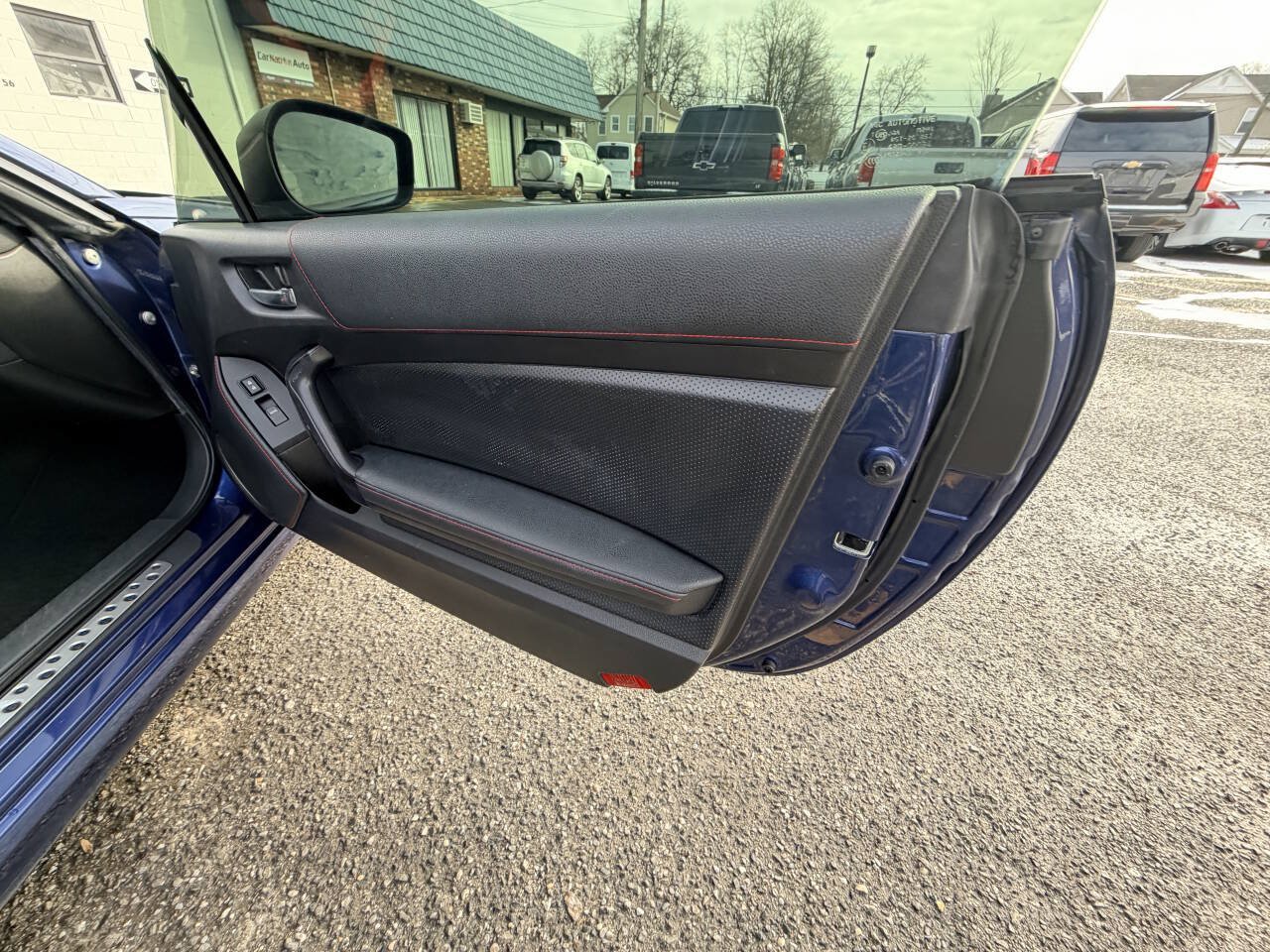Used 2015 Scion FR-S RWD image 38
