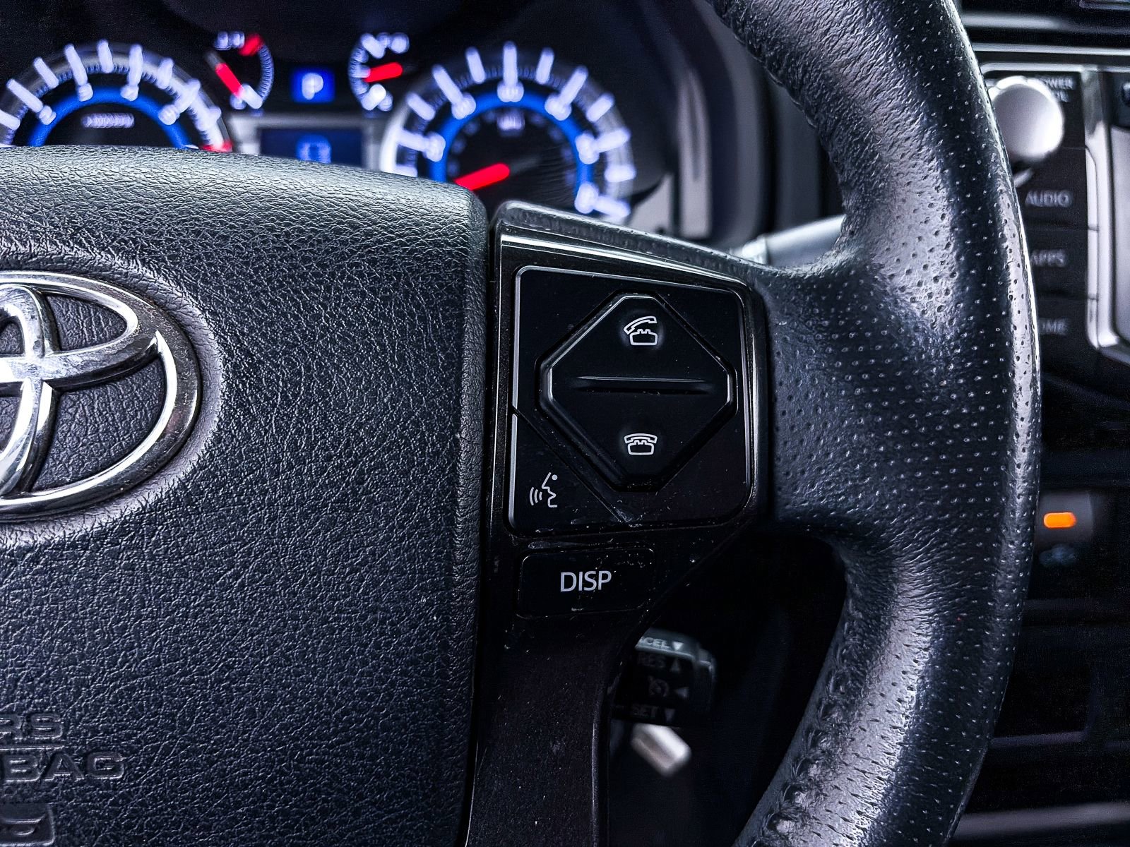 Used 2018 Toyota 4Runner TRD Off-Road Premium AWD/4WD image 26