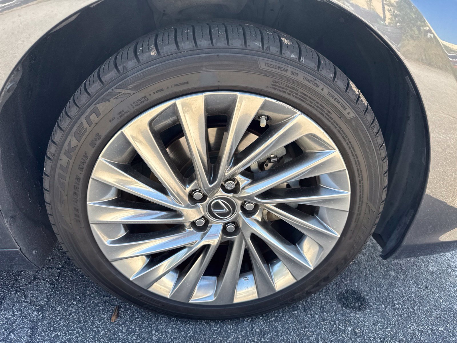 Used 2023 Lexus ES 350 w/ Accessory Package (Z1) FWD image 12