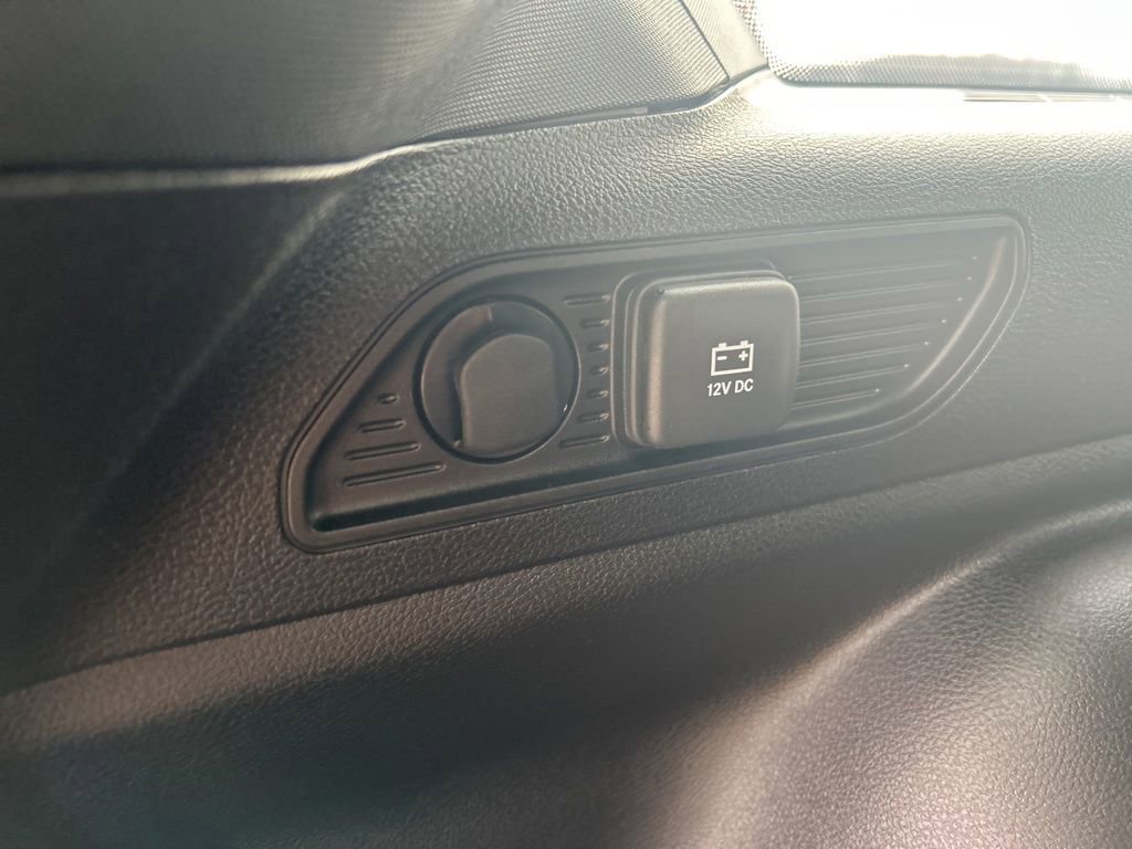 Used 2024 Jeep Grand Cherokee Limited image 12