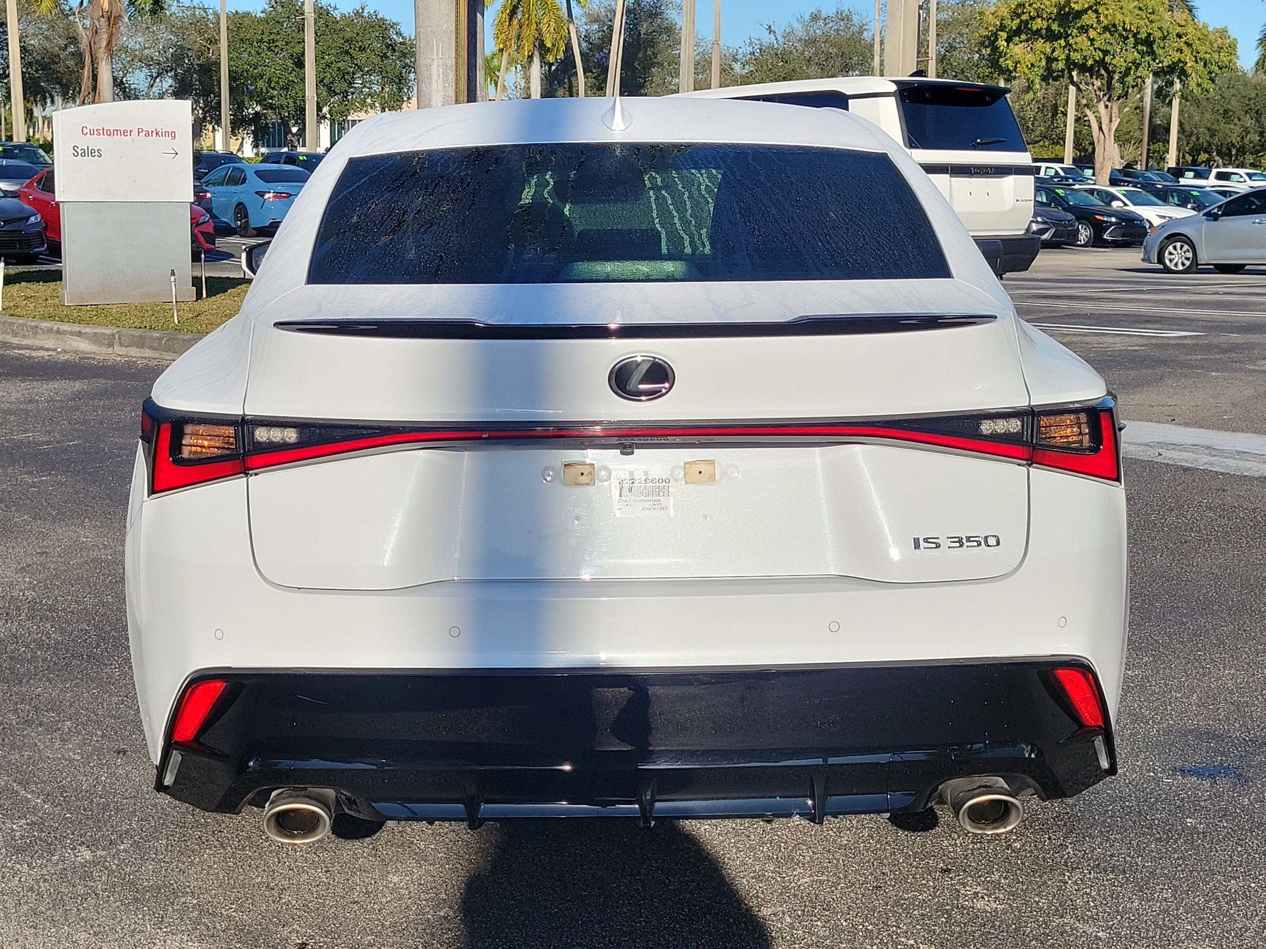 Used 2022 Lexus IS 350 F Sport image 5