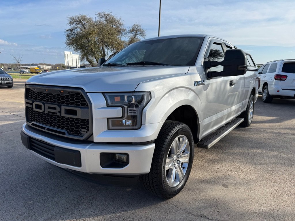 Used 2016 Ford F150 XL w/ Equipment Group 101A Mid image 3