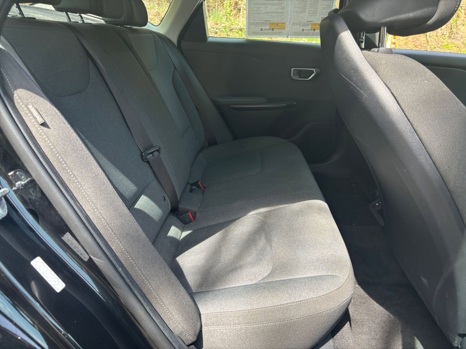Used 2025 Kia K4 FWD image 38