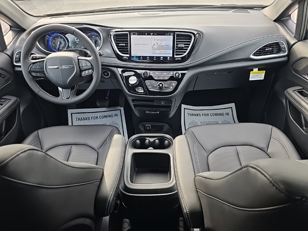 New 2026 Chrysler Pacifica Select image 25
