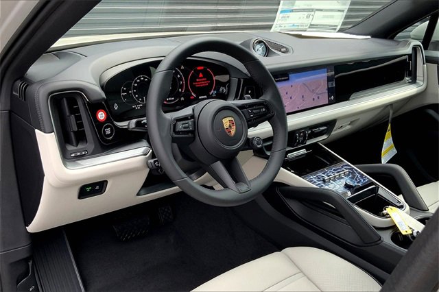 New 2026 Porsche Cayenne Coupe image 4