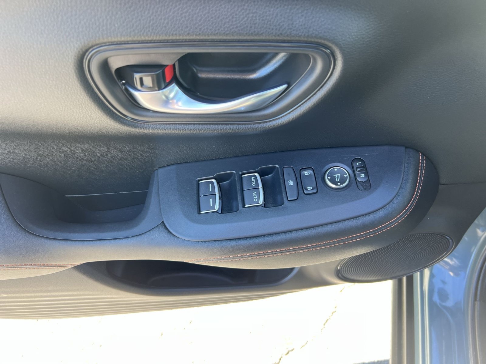 Used 2024 Honda HR-V Sport image 14