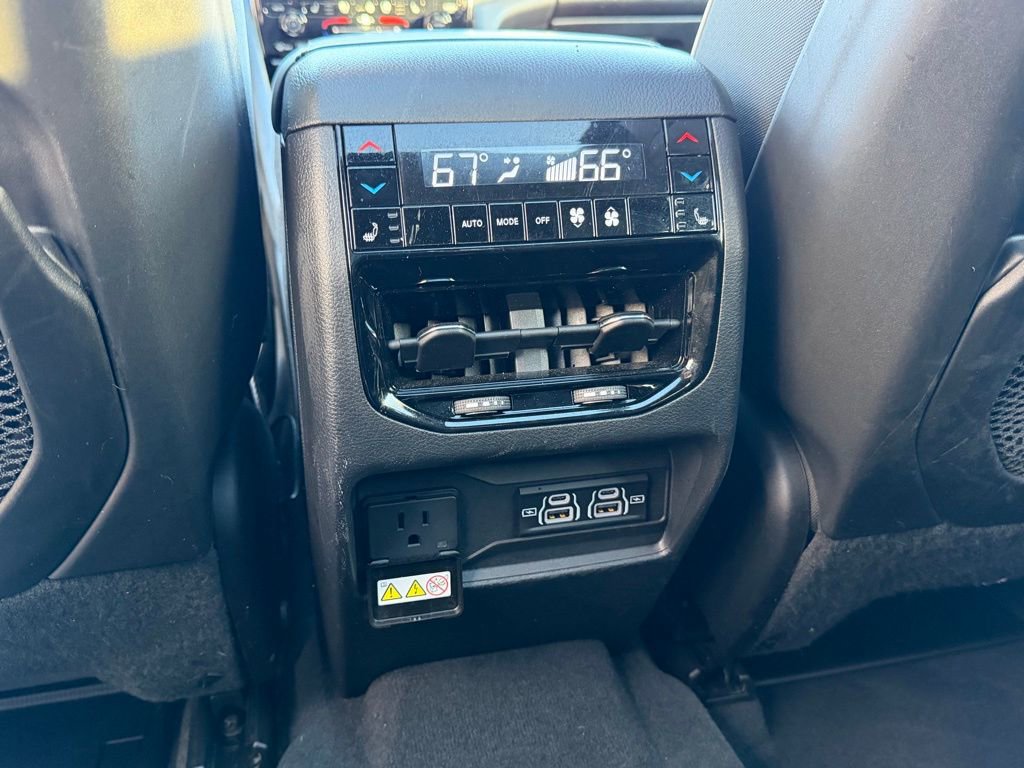 Certified 2024 Jeep Grand Cherokee L Summit image 29