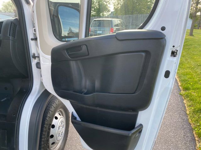 Used 2017 RAM ProMaster 3500 w/ Premium Appearance Group FWD image 16