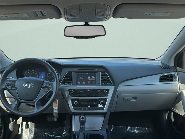 Used 2017 Hyundai Sonata SE FWD image 15